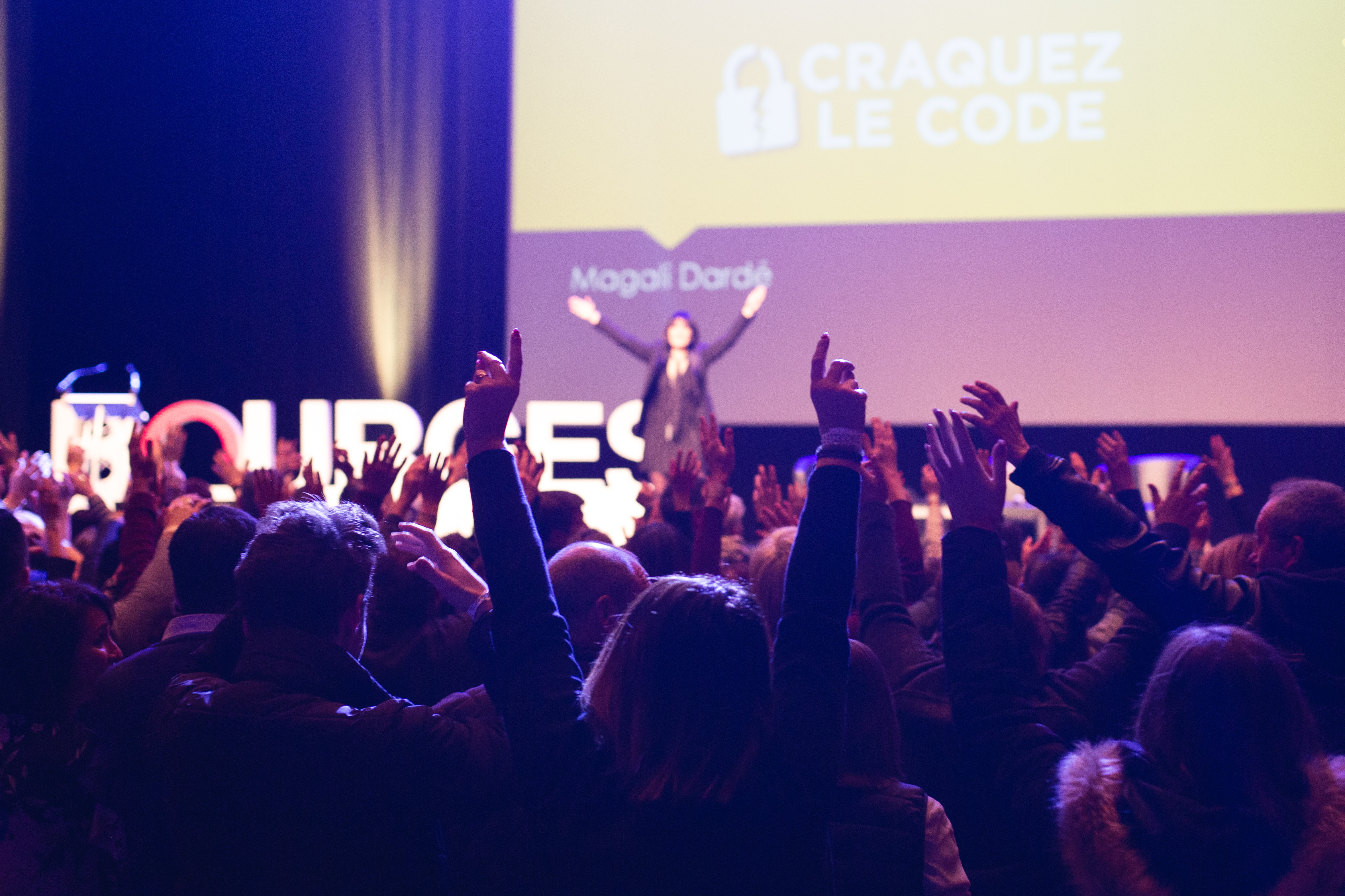 Soirée Craquez le Code, Magali Dardé sur scène